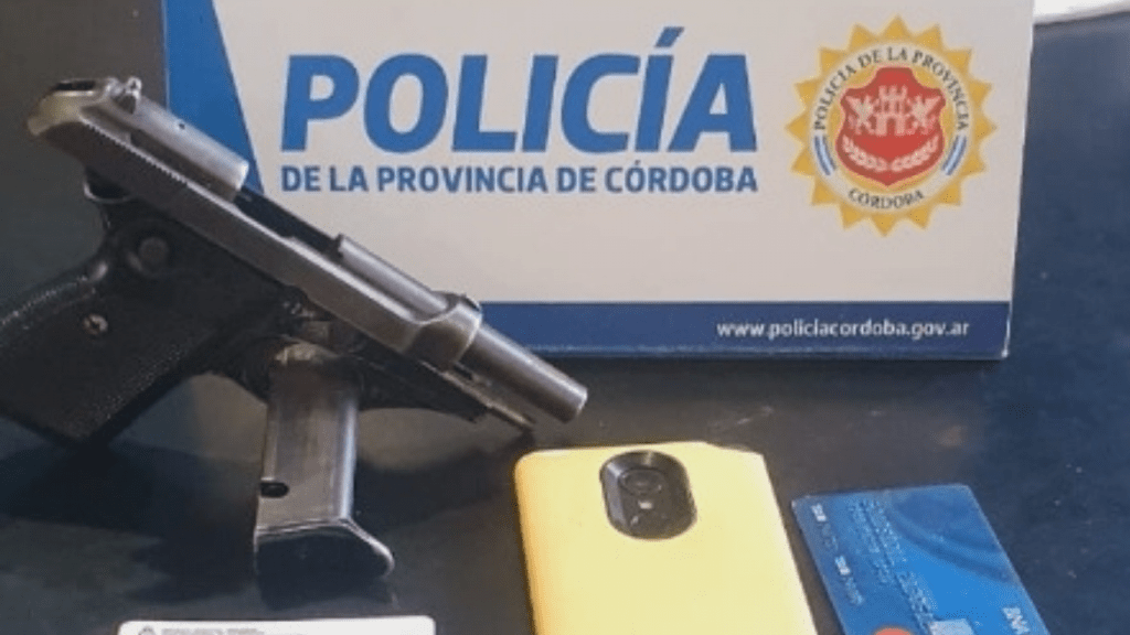 UNA MUJER RESULTÓ HERIDA DE BALA EN SU CARA POR UN CELULAR