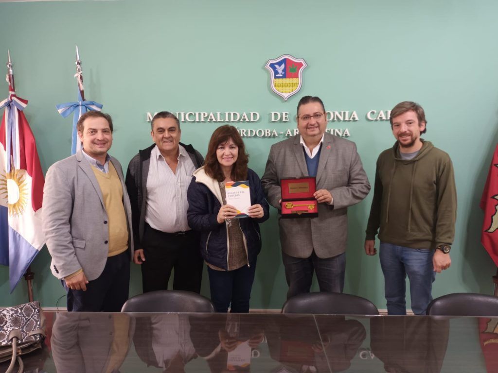 LE ENTREGARON LA LLAVE DE LA CIUDAD A NANCI PIÑEIRO EN COLONIA CAROYA