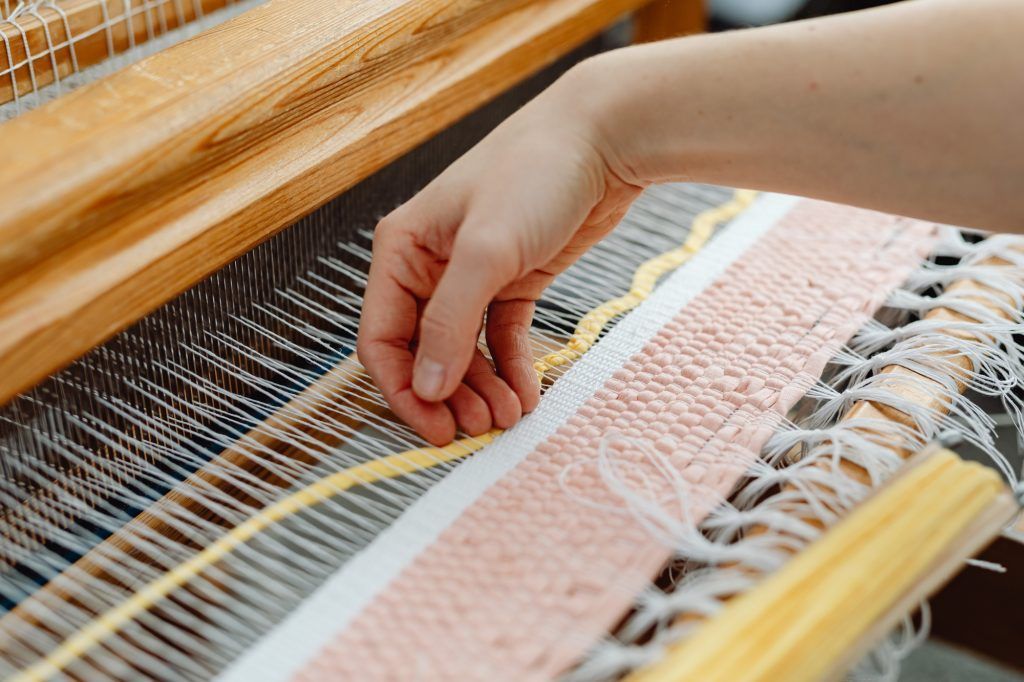 TALLER INTRODUCTORIO GRATUITO DE ARTE TEXTIL Y RECURSOS DEL MONTE EN SINSACATE