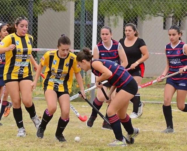 HOCKEY: PRUEBA DE JUGADORAS SUB16 PARA EL SELECCIONADO EN TOTORAL