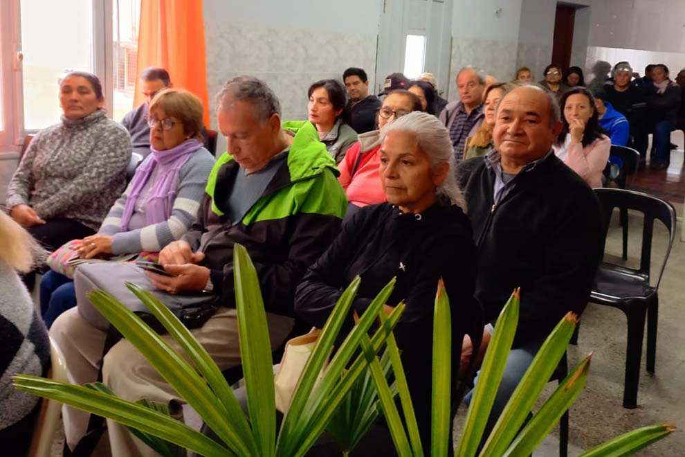 CINCUENTA FAMILIAS DE LA DORMIDA RECIBIERON SUS RESOLUCIONES POSESORIAS