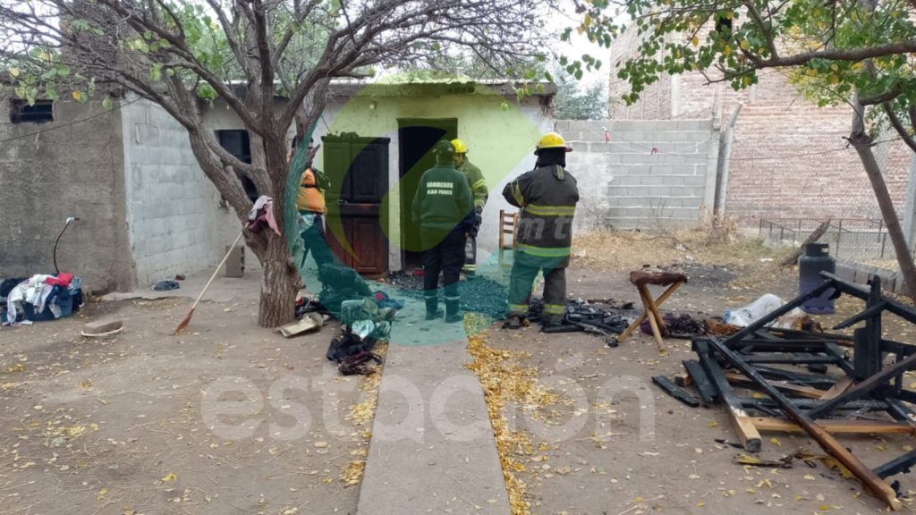 DEAN FUNES: INTENTÓ DARLE LA MAMADERA CON LIMÓN A SU HIJO, SU PAREJA LO IMPIDIÓ Y EL HOMBRE INCENDIÓ LA CASA