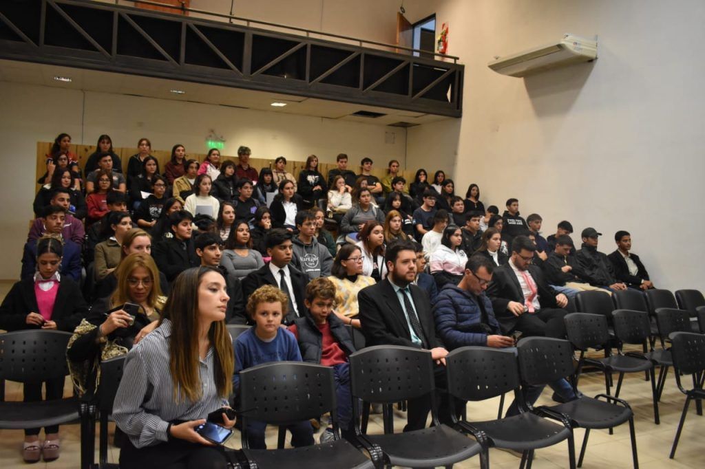 MÁS DE 120 JÓVENES PARTICIPARÁN DEL SEGUNDO MODELO DE NACIONES LATINOAMERICANAS EN COLONIA CAROYA