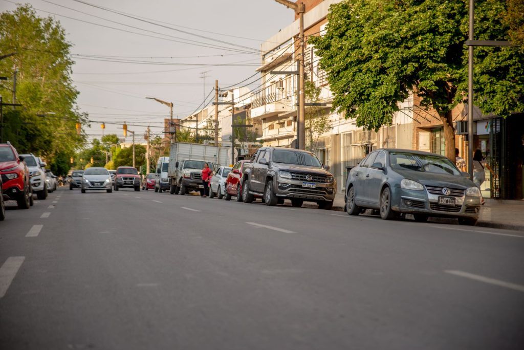 JESUS MARÍA: COMIENZAN A COBRAR MULTAS POR NO PAGAR EL ESTACIONAMIENTO MEDIDO
