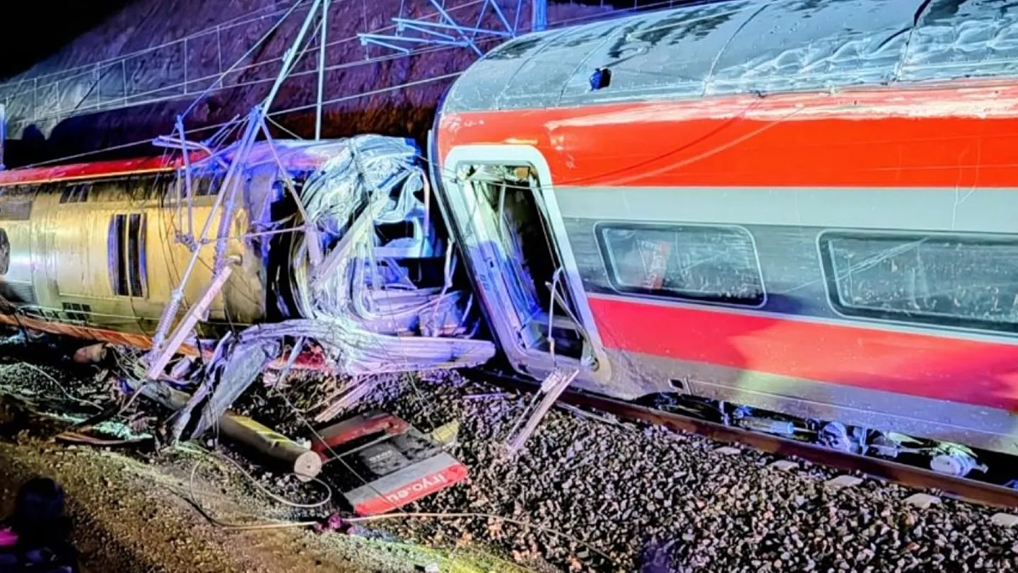 TRAGEDIA FERROVIARIA EN ESPAÑA: AL MENOS 39 MUERTOS TRAS EL CHOQUE DE DOS TRENES DE ALTA VELOCIDAD EN CÓRDOBA
