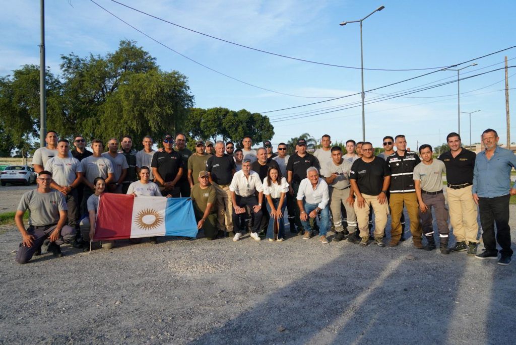 INCENDIOS: PARTIÓ UNA NUEVA DELEGACIÓN DE BOMBEROS A CHUBUT