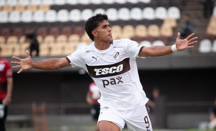 CON UN GOL DE TOMI NASIF, PLATENSE LE GANÓ A INSTITUTO