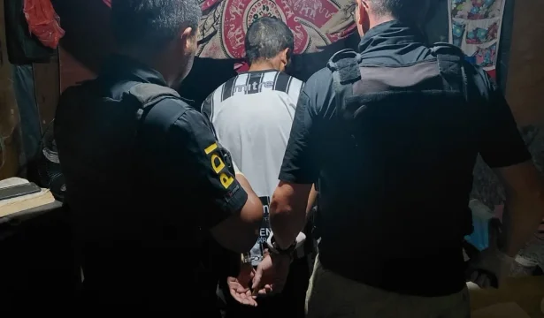 VIAJÓ DE CANADÁ A MENDOZA PARA CONOCER A SU NOVIO VIRTUAL Y ÉSTE LE DIO UNA BRUTAL PALIZA