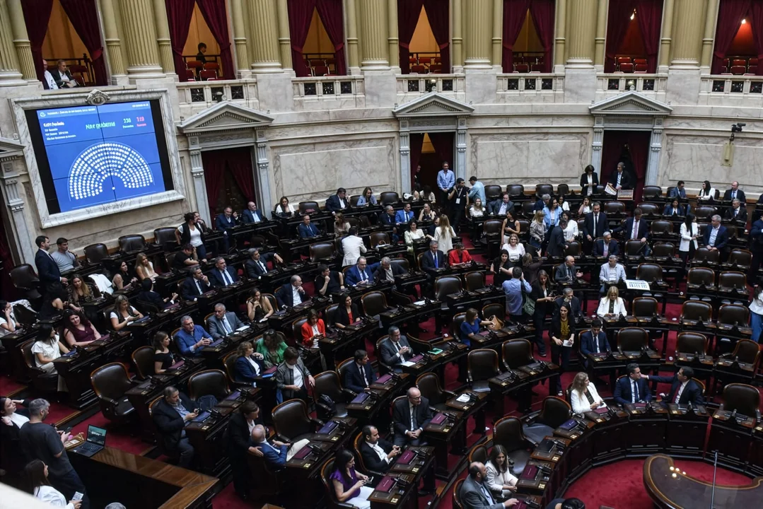 EL GOBIERNA BUSCARÍA SANCIONAR LA REFORMA LABORAL EL 27 DE FEBRERO EN EL SENADO