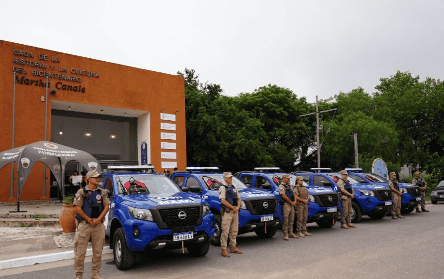 ENTREGARON MOVILES A PATRULLAS RURALES DEL NORTE
