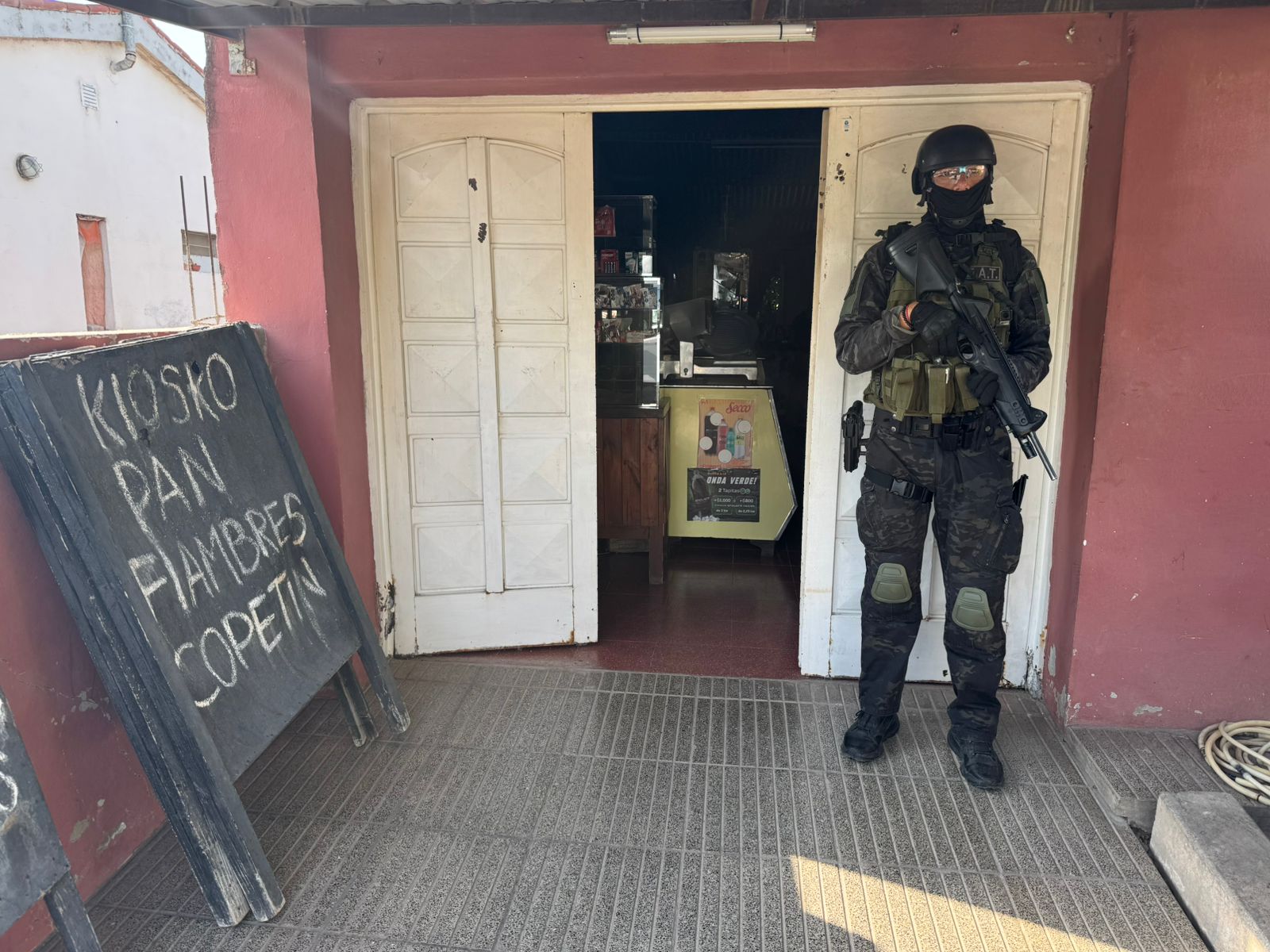 MONTE CRISTO: COORDINABA LA VENTA DE COCAÍNA POR TELÉFONO, ACEPTABA TRANSFERENCIAS Y QUEDÓ DETENIDO POR LA FPA