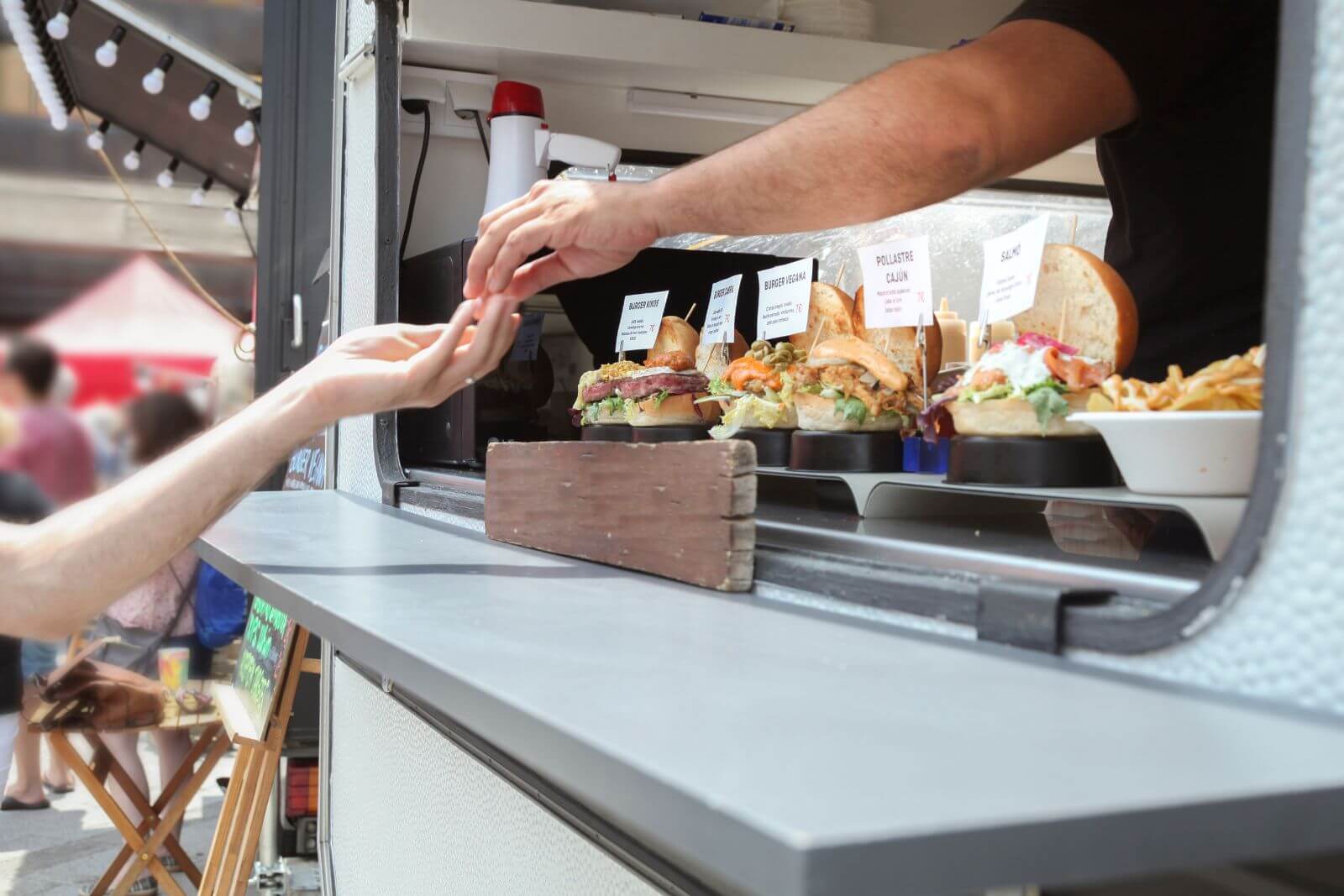 JESÚS MARÍA ABRE EL REGISTRO DE FOOD TRUCKS PARA FUTUROS EVENTOS