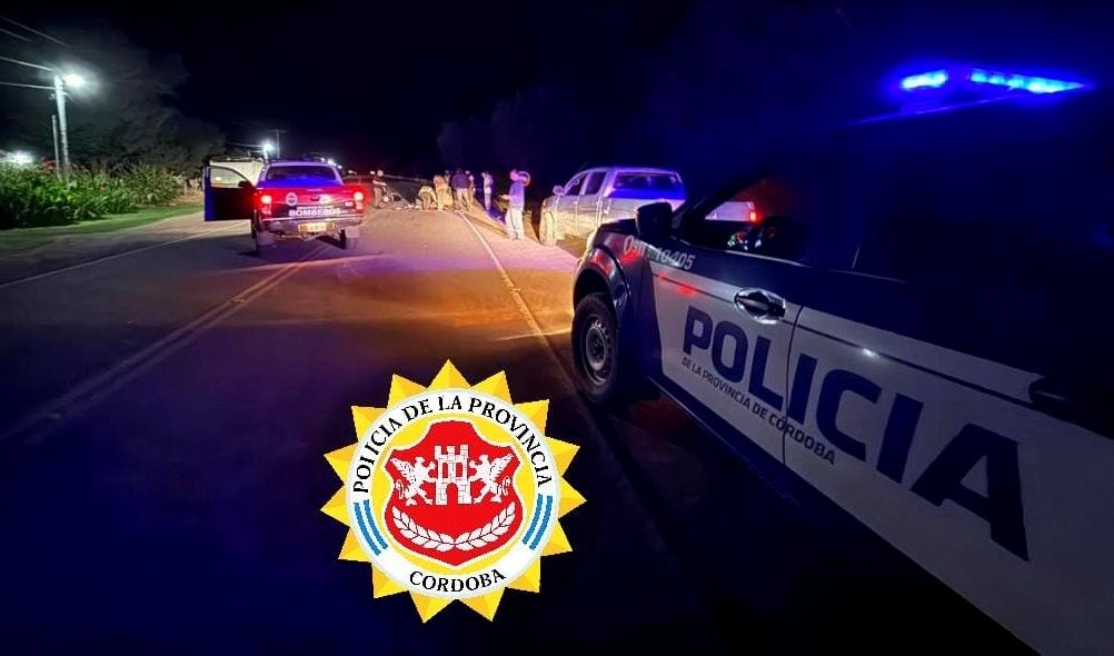 UNA JOVEN MOTOCICLISTA CONTINÚA EN ESTADO RESERVADO TRAS CHOCAR A UN PERRO