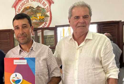 SAN FRANCISCO DEL CHAÑAR: SE ENTREGÓ UNA MOTONIVELADORA Y TRES MÓVILES PARA LA PATRULLA RURAL