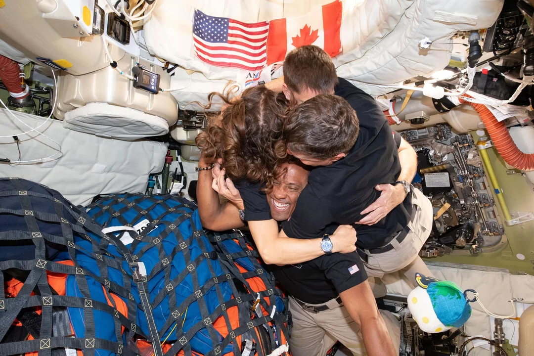 MISIÓN ARTEMIS II: LA CÁPSULA ORIÓN REGRESA HOY A LA TIERRA TRAS SU HISTÓRICO VIAJE LUNAR