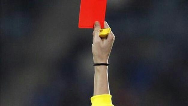 LIGA COLÓN: UNA ÁRBITRA FUE AGREDIDA FÍSICAMENTE EN UN PARTIDO DE FÚTBOL FEMENINO