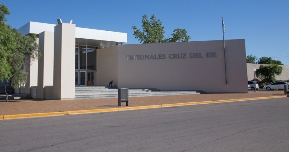 CRUZ DEL EJE: DETIENEN A UN HOMBRE POR ABUSO SEXUAL Y PRIVACIÓN ILEGÍTIMA DE LA LIBERTAD CONTRA SU PAREJA