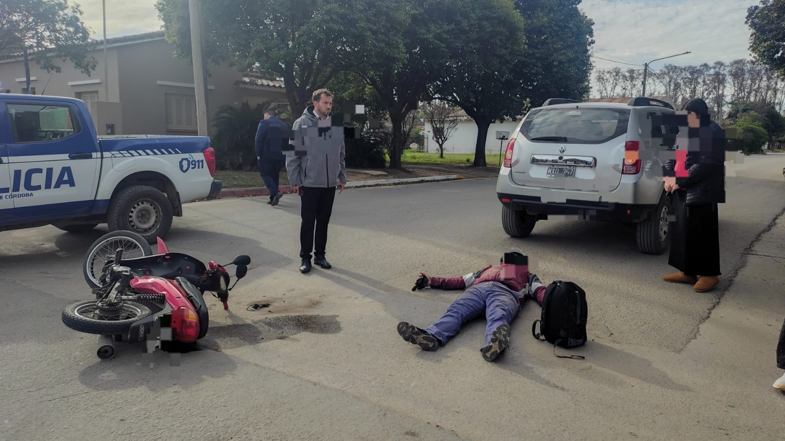 COLONIA CAROYA: UN MOTOCICLISTA RESULTÓ HERIDO TRAS UN CHOQUE CONTRA UN AUTOMÓVIL