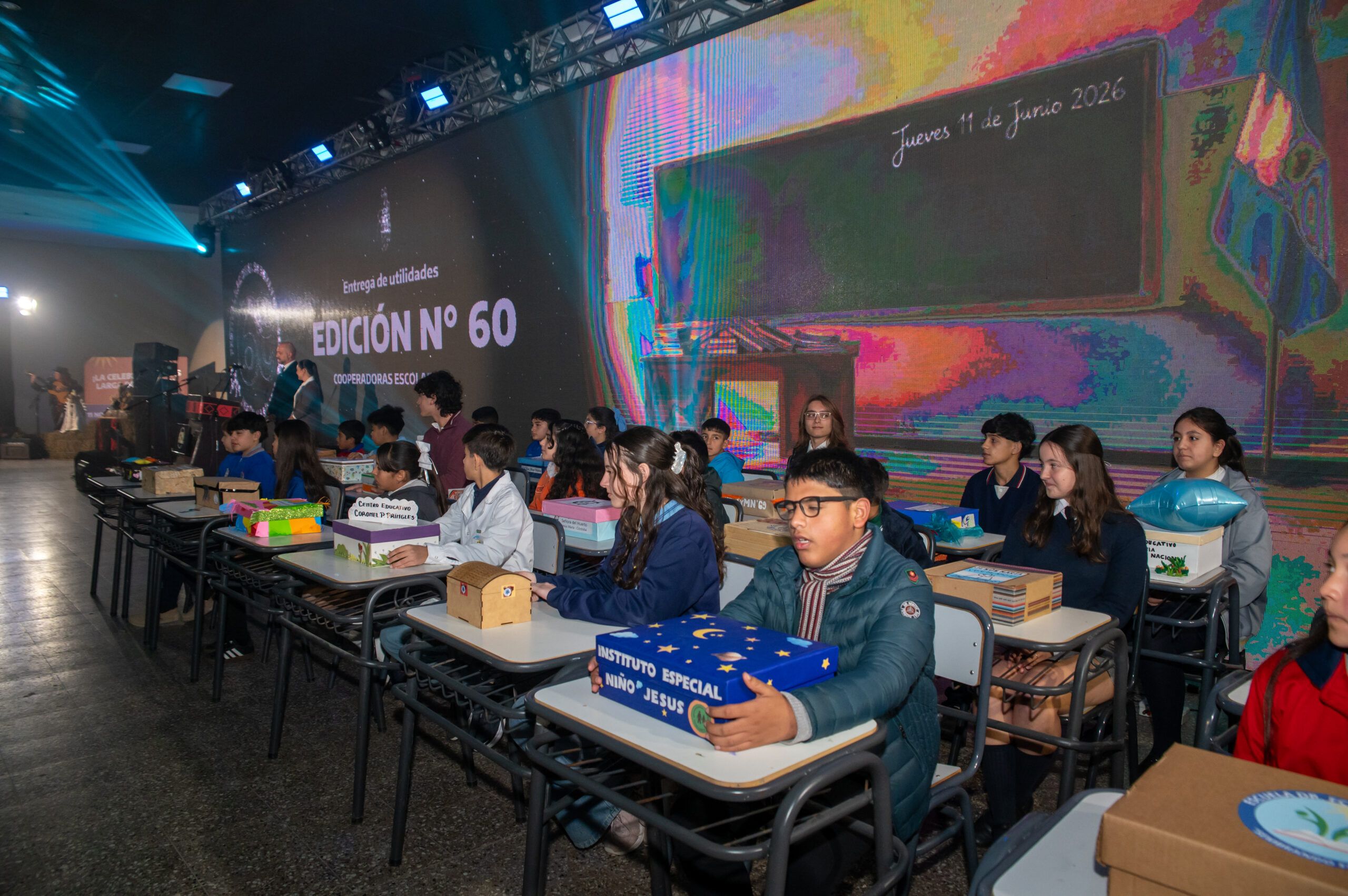 VEINTICUATRO ESCUELAS RECIBIERON LOS BENEFICIOS GENERADOS POR LA 60ª EDICIÓN DEL FESTIVAL DE JESÚS MARÍA