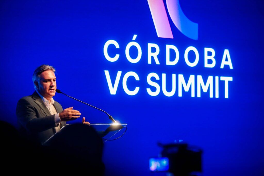 EL GOBERNADOR PROMULGÓ LA LEY QUE CREA EL FONDO PROVINCIAL DE CAPITAL EMPRENDEDOR