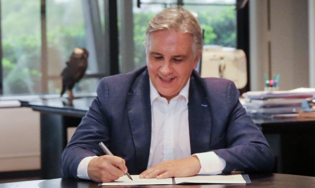 LLARYORA PROMULGÓ AL LEY DE PRYTECCIÓN Y APOYO A LAS EMPRESAS RECUPERADAS