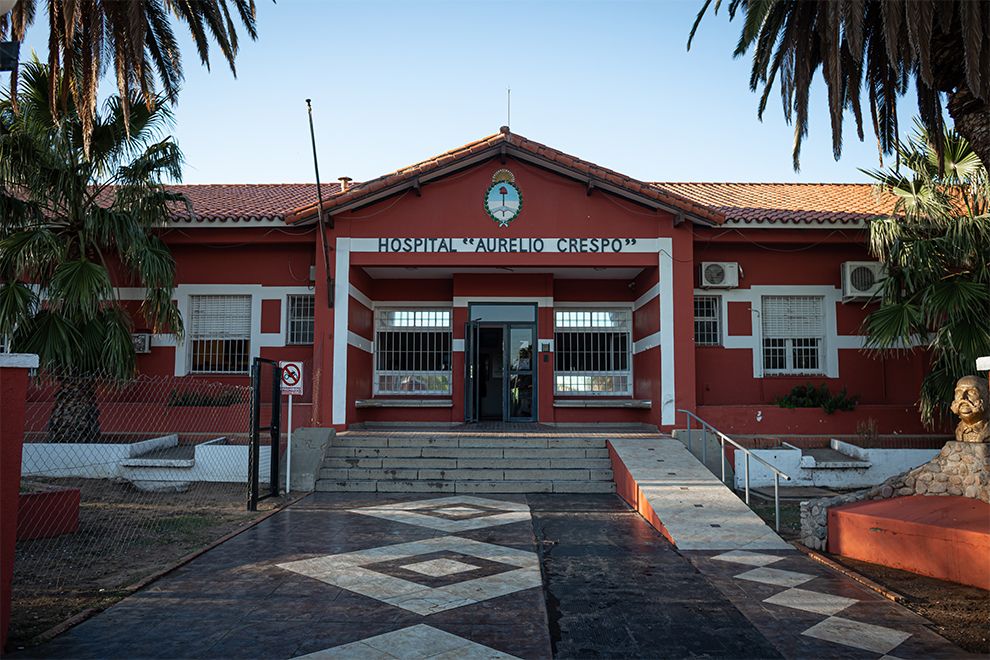 UN JOVEN RESULTÓ HERIDO TRAS PERDER EL CONTROL DE SU MOTOCICLETA POR UNA FALLA MECÁNICA EN CRUZ DEL EJE