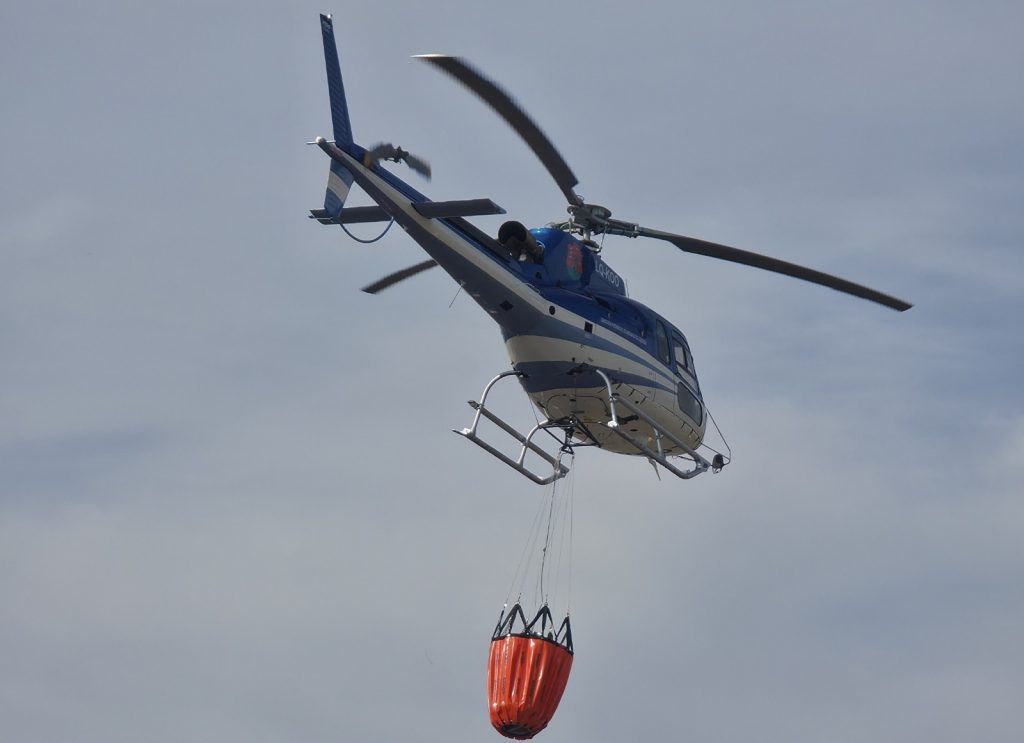 LA PROVINCIA REFORZÓ LA VIGILANCIA AÉREA CON HELICÓPTERO Y AVIONES HIDRANTES ANTE EL RIEGO EXTREMO DE INCENDIOS