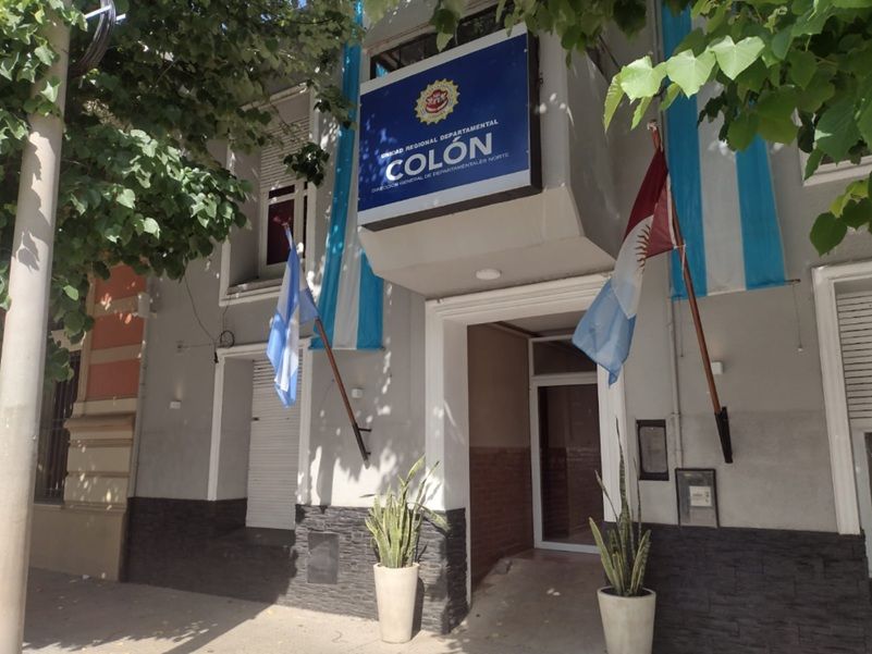 JESUS MARIA: CHOCÓ, SE DIO A LA FUGA Y MINUTOS MÁS TARDE SE PRESENTÓ EN LA COMISARÍA