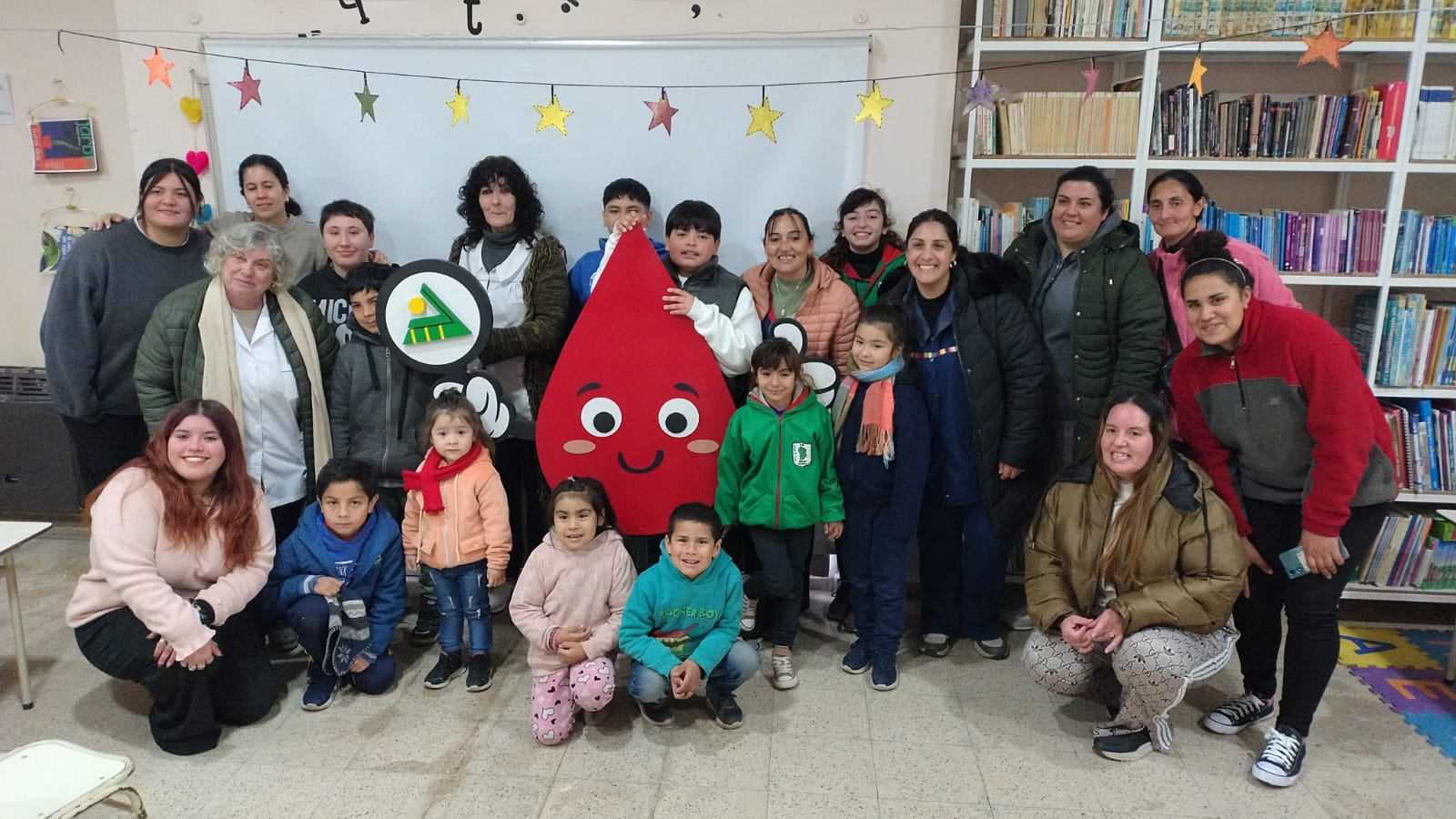 SEMBRANDO CONCIENCIA SOLIDARIA: JÓVENES DE SINSACATE APRENDIERON SOBRE LA IMPORTANCIA DE DONAR SANGRE