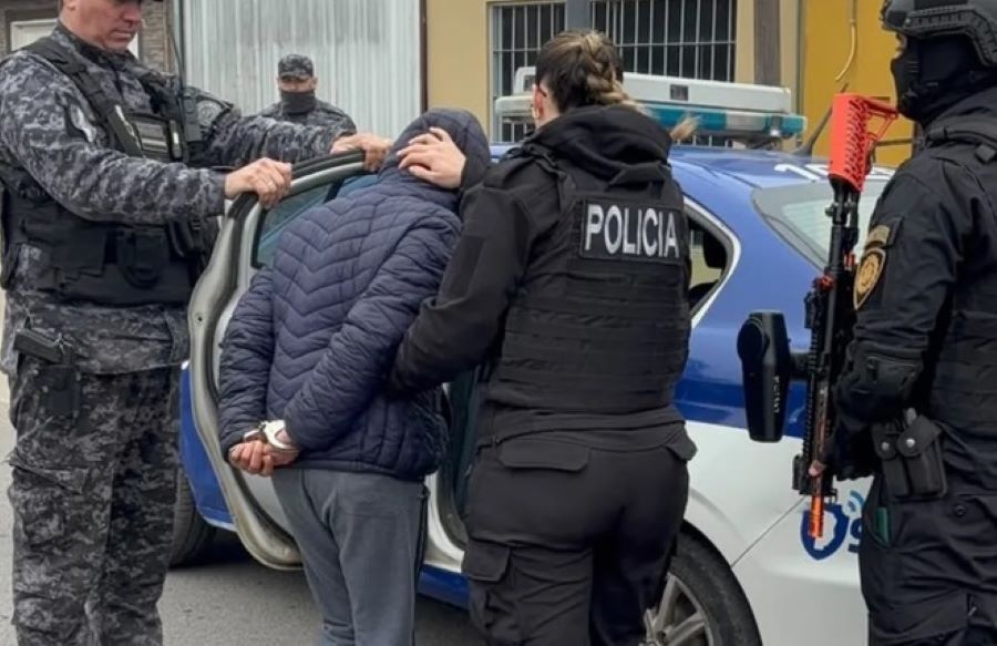 DOS DETENIDOS POR EL CRIMEN DE UNA MUJER TRANS EN VILLA NUEVA
