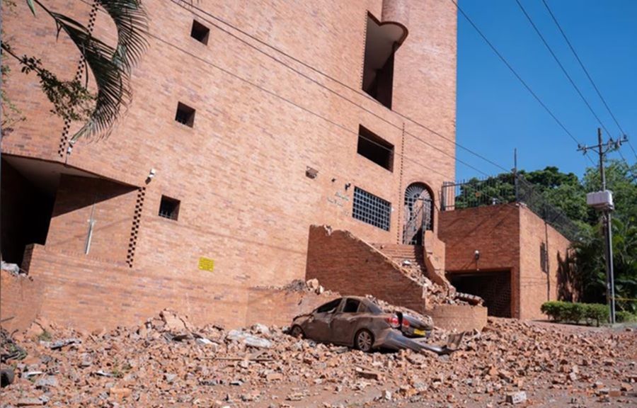 YA SON 132 LAS VICTIMAS FATALES DEL DEVASTADOR TERREMOTO EN COLOMBIA