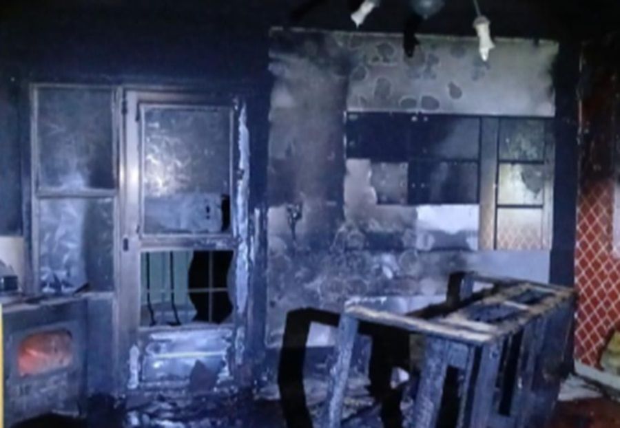 CRUZ DEL EJE: BOMBEROS SOFOCARON UN INCENDIO DOMICILIARIO SOBRE LA RUTA 38
