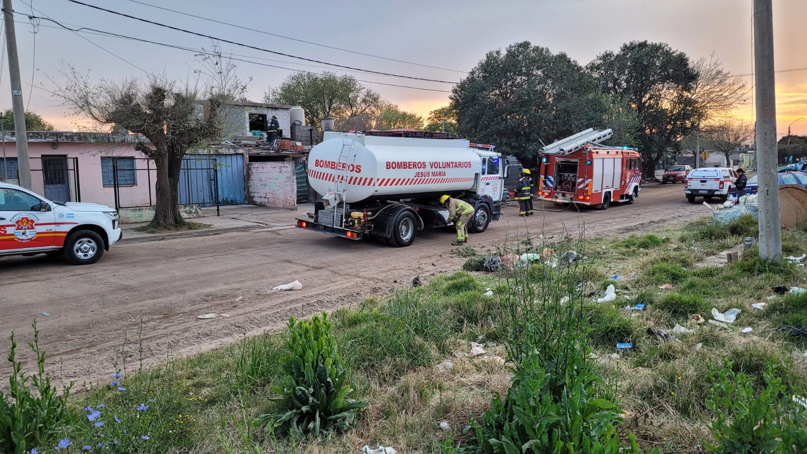 INCENDIO ESTRUCTURAL EN B° GUEMES DE JESUS MARIA