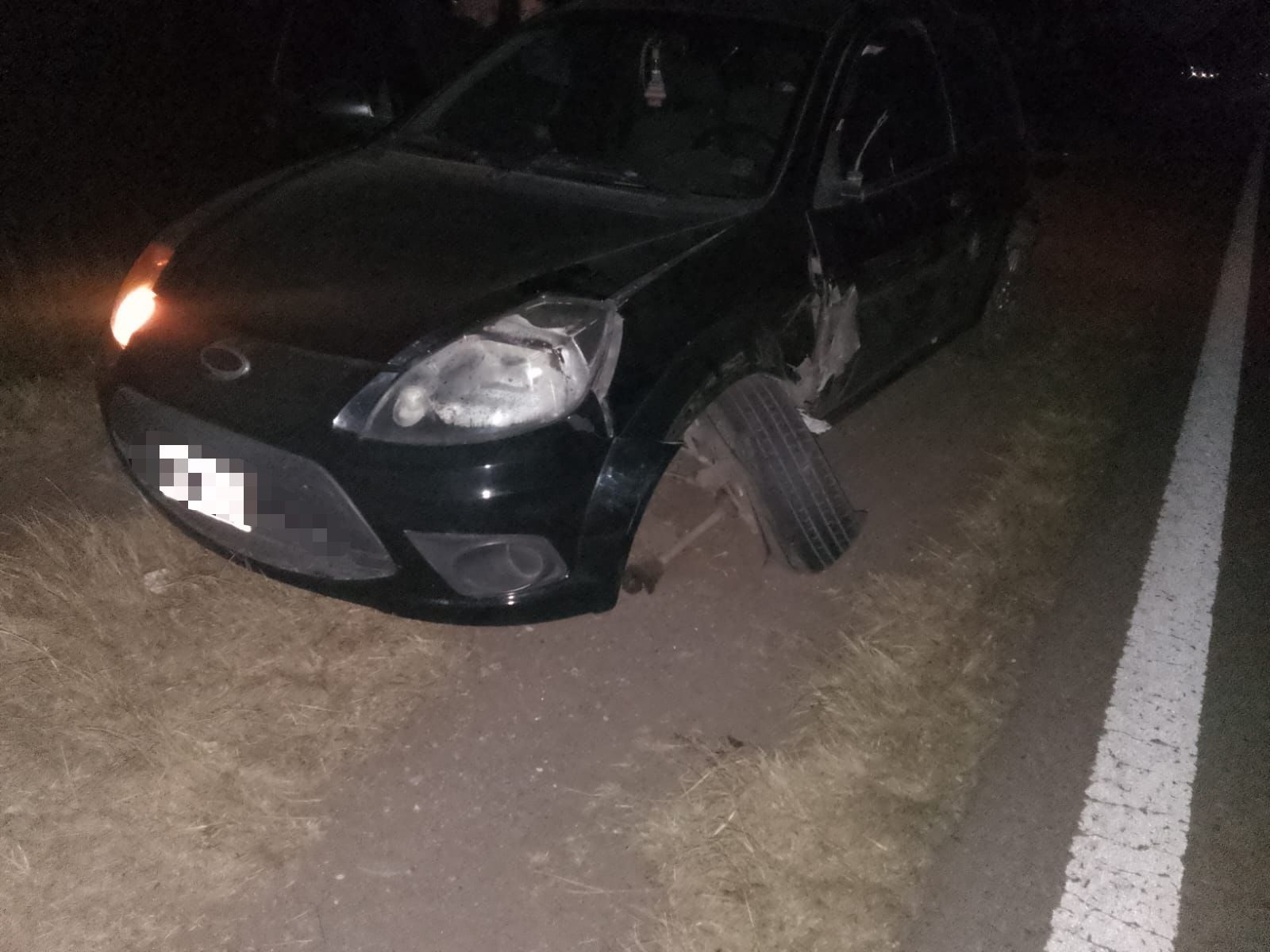 COLISIÓN ENTRE DOS VEHÍCULOS SOBRE LA RUTA 60 EN SARMIENTO SOLO DEJÓ DAÑOS MATERIALES