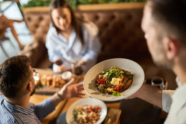 DOBLE CAPACITACIÓN EN JESUS MARÍA PARA EL SECTOR HOTELERO Y GASTRONÓMICO