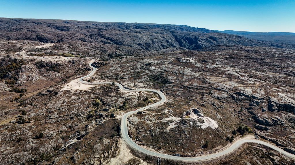 NUEVO CAMINO A LOS GIGANTES: AVANZA LA OBRA QUE TRANSFORMARÁ LA CONEXIÓN ENTRE PUNILLA Y POCHO