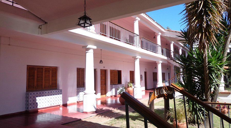 63 FAMILIAS QUEDARÁN SIN TRABAJO POR LA REESTRUCTURACIÓN DEL HOTEL COLONIA ESTANCIA ASCOCHINGA GOLF