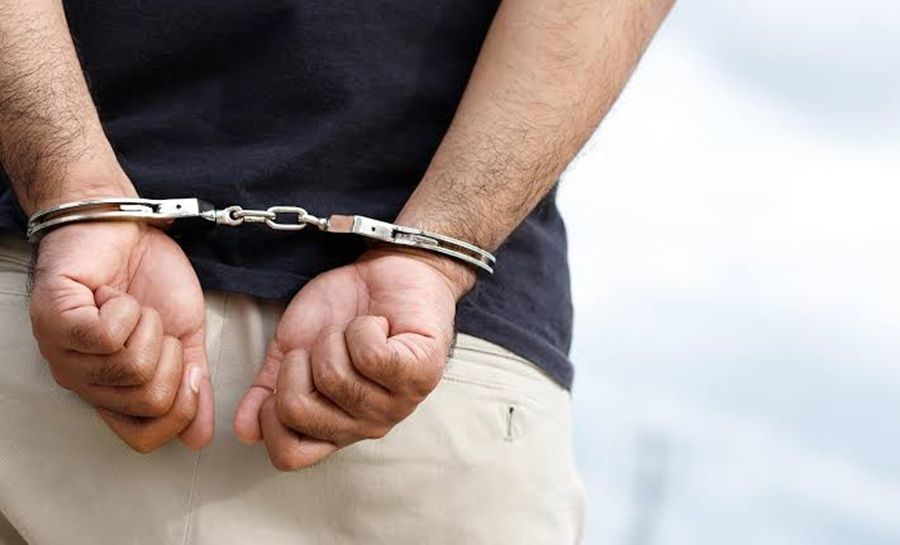 DETUVIERON A UN HOMBRE QUE MERODEABA POR LOS TECHOS TRAS SER DELATADO POR LAS CÁMARAS EN JESÚS MARÍA