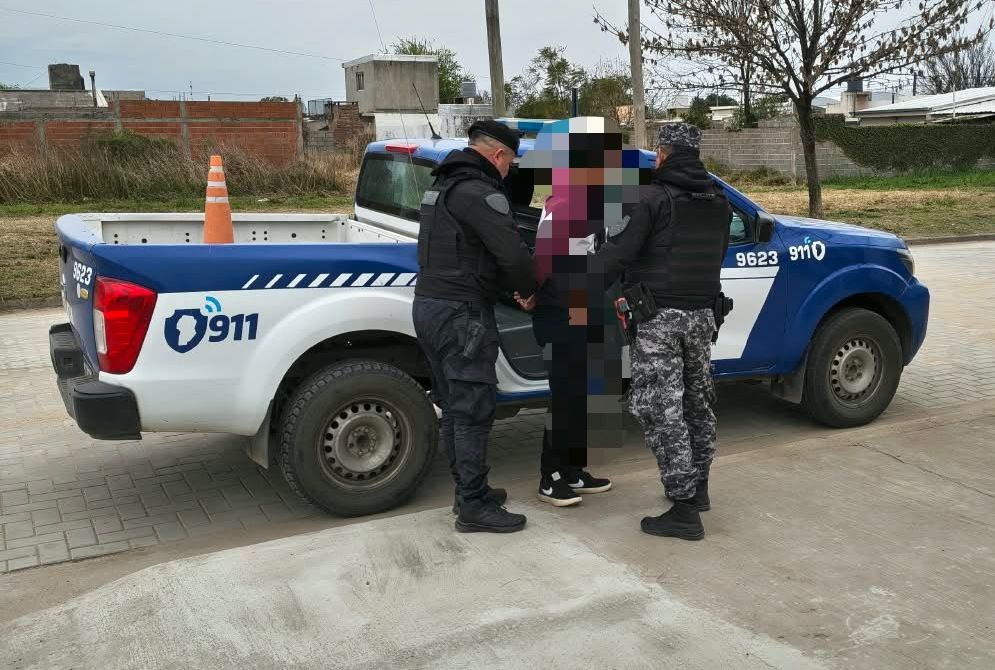DOS DETENIDOS POR DESOBEDIENCIA A ÓRDENES JUDICIALES