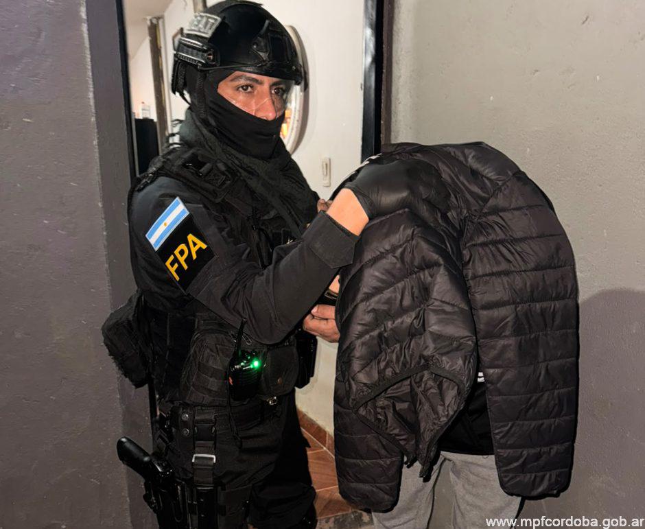 GOLPE AL NARCOMENUDEO EN ALTA GRACIA: OCHO DETENIDOS Y MÁS DE OCHO MIL DOSIS INCAUTADAS